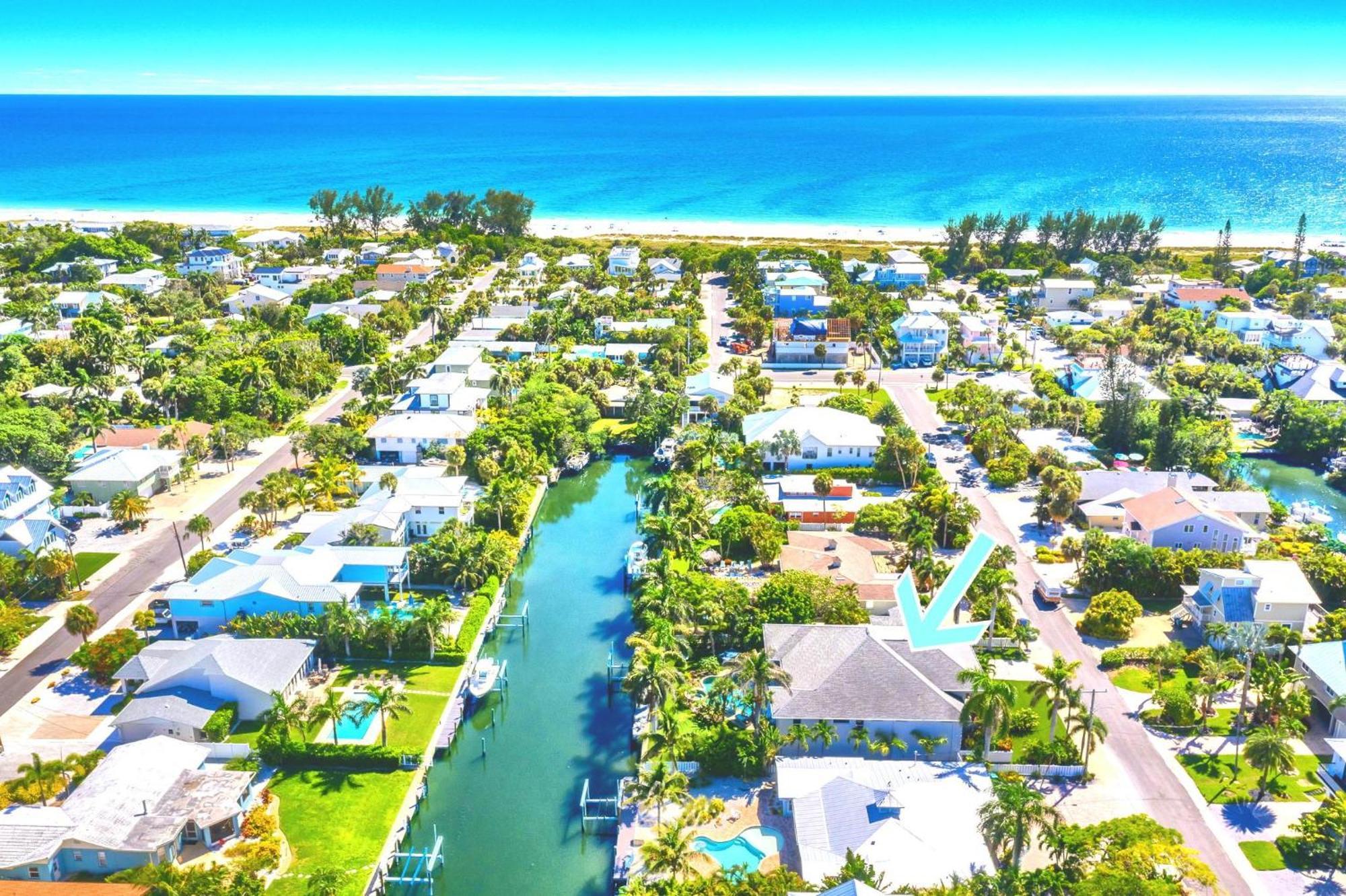 Вілла Bikinis And Martinis Waterfront Canal Анна-Марія Екстер'єр фото